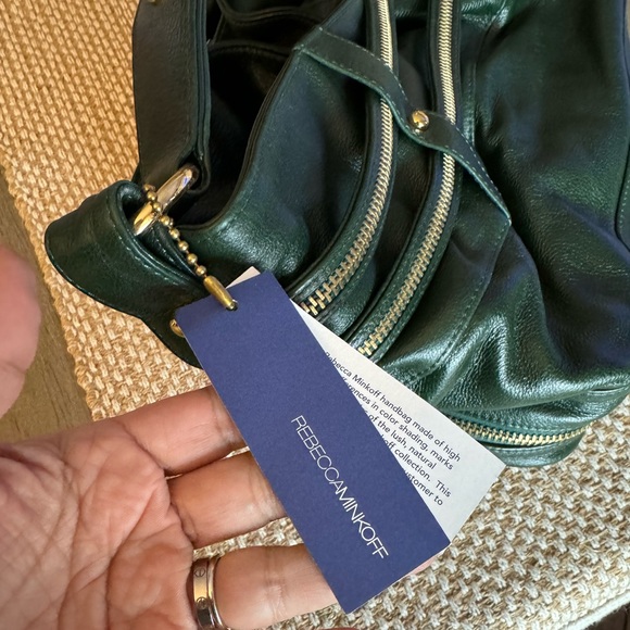 NWT Rebecca Minkoff Green Zipper Devote Birdie Lining Shoulder Bag Tote - Picture 3 of 7